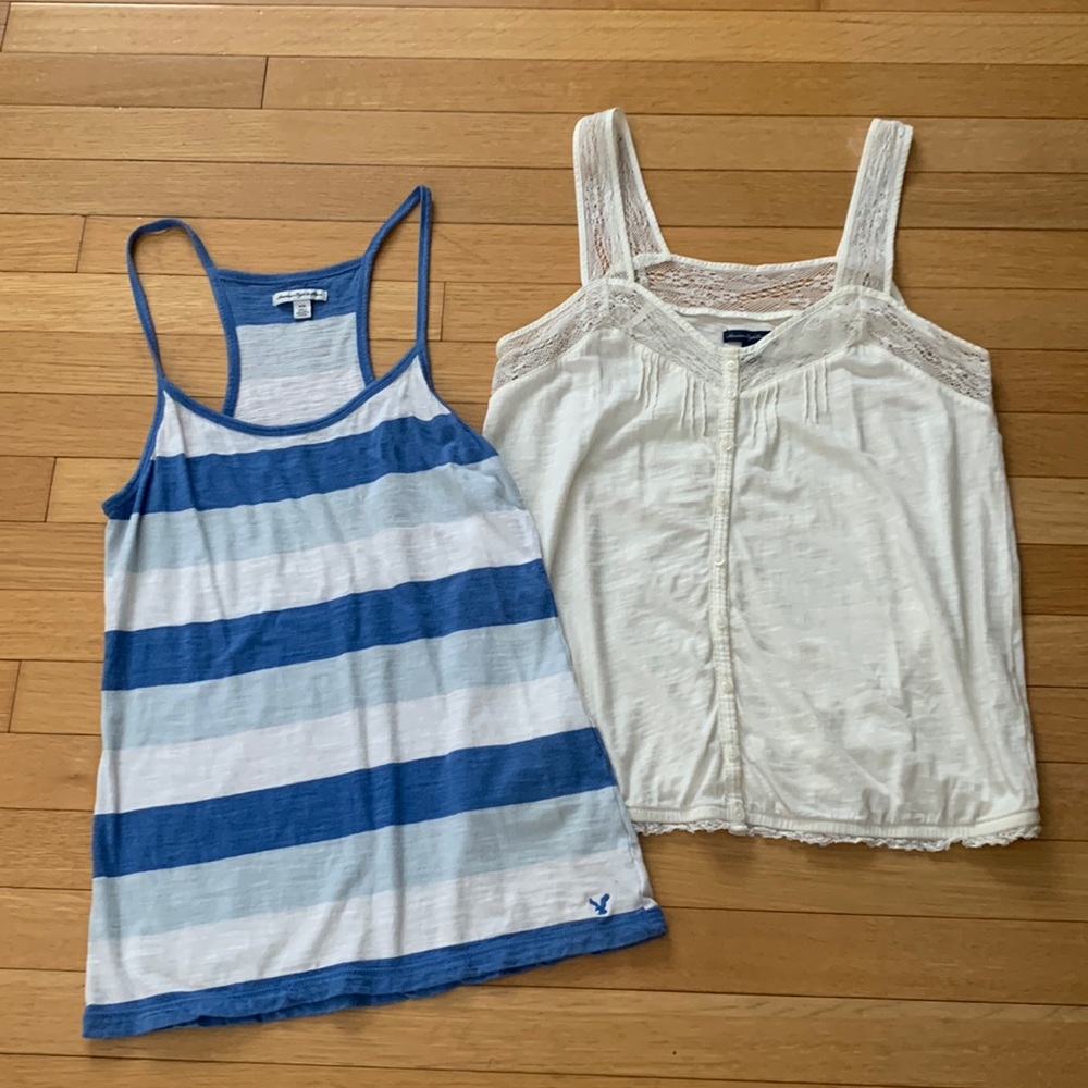 2 for 1 American Eagle tops